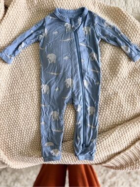 🐻‍❄️❄️ Kyte Baby Bamboo Zipper Sleeper | Newborn | Polar Bear Print❄️🐻‍❄️